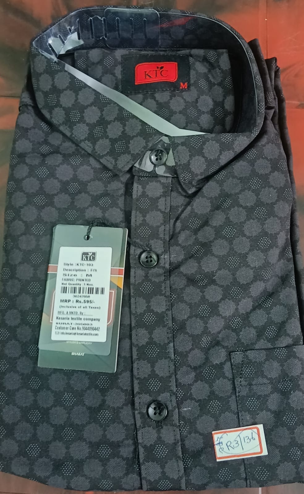 Black shirt R3/136